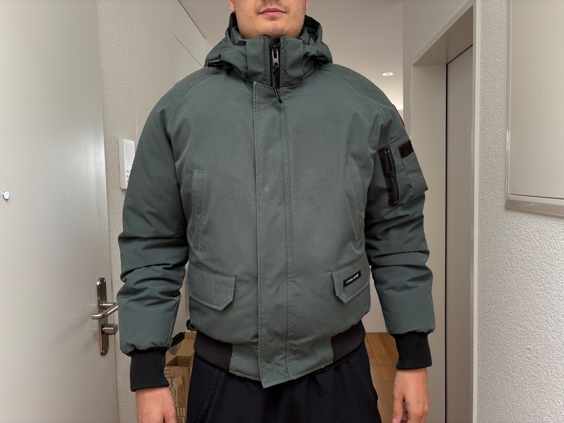 Canada Goose Giacche: Canada Goose Winterjacke mit Daunen – Usato da Winterthur venduto da D_Zel97 4