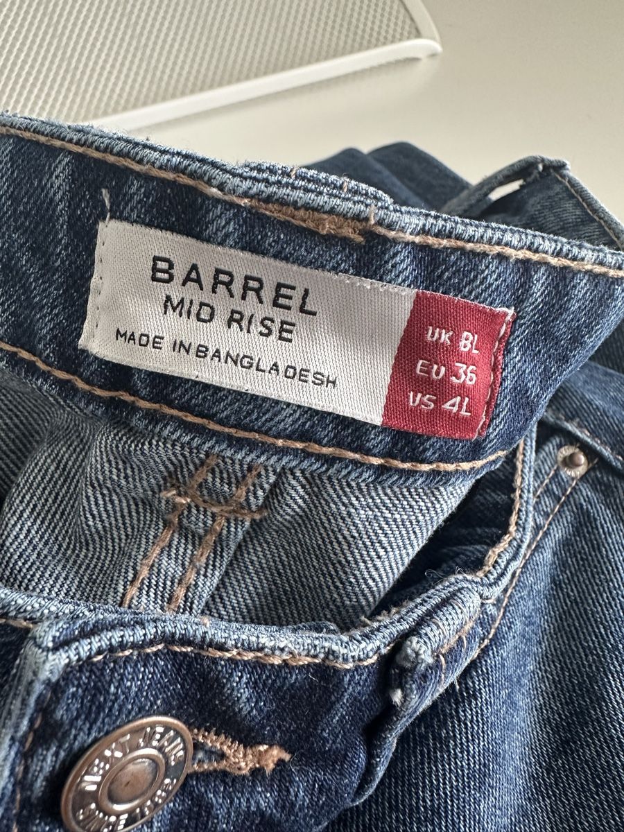 Jeans: Jeans Barrel Mid Rise  – Usato da Heimberg venduto da milenasarah 2