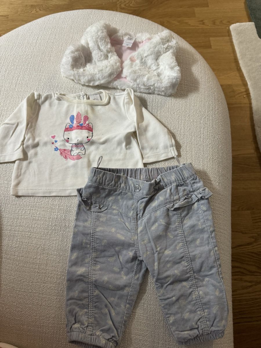C&A Lotti & Set di vestiti: Baby Outfit Gr:56 – Usato da Zürich venduto da joal2