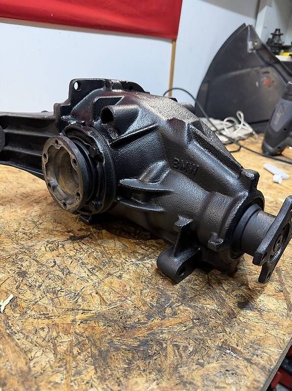 Tutti pezzi di ricambio auto: Bmw E36 S3.45 25% Sperrdifferential  – Usato da Oberriet SG venduto da bag_99 3