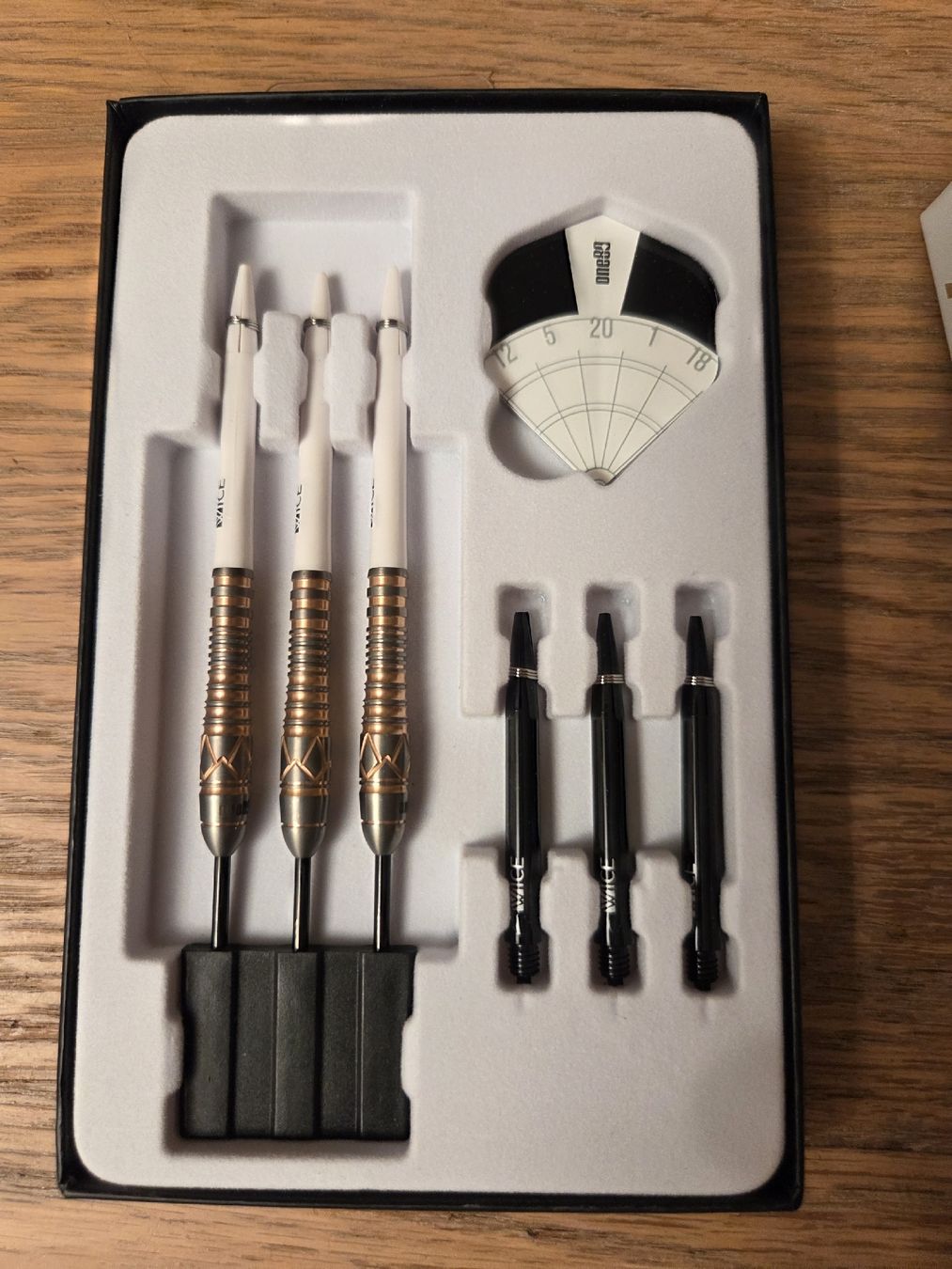Dart: Darts Team one 80 – Neu (gemäss Beschreibung) aus Engelberg von ursdemar89 1