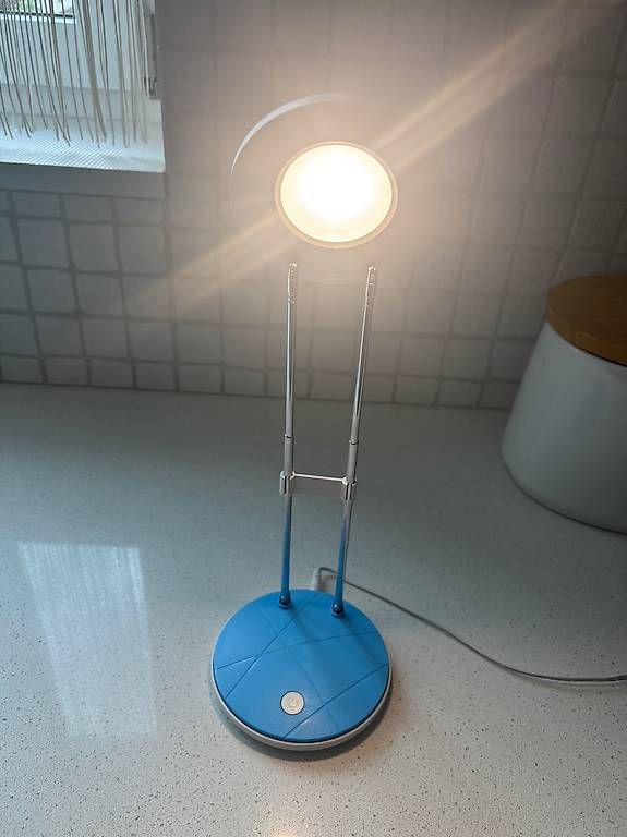 Lampen: Tischlampe blau – Gebraucht aus frauenfeld von FilizS 3
