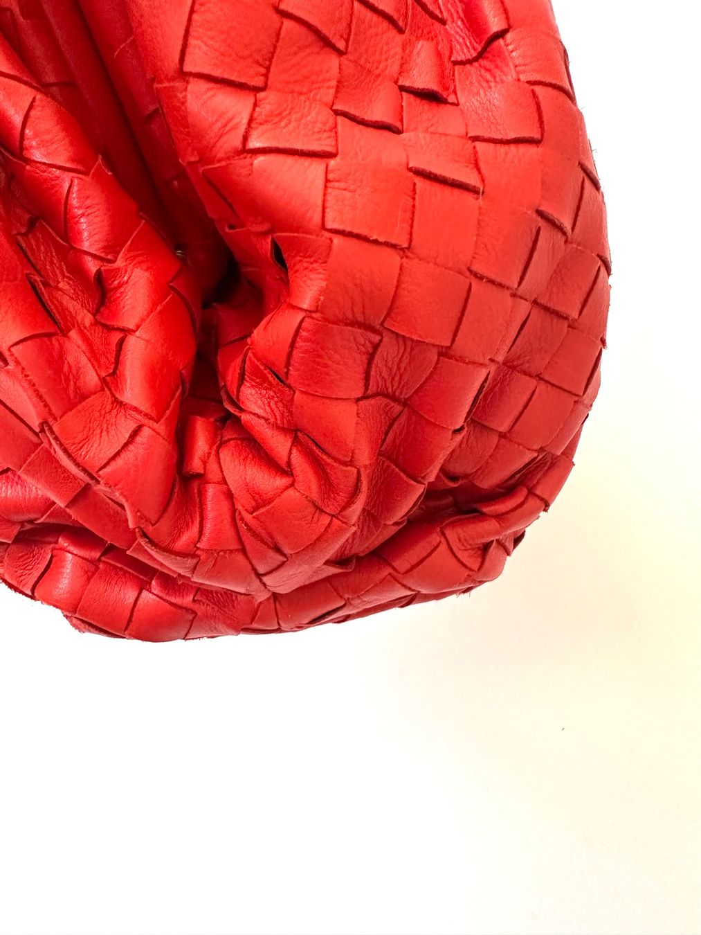Bottega Veneta Taschen für Damen: Bottega Veneta Clutch – Neu und originalverpackt aus Pregassona von Reluxuryspace 5