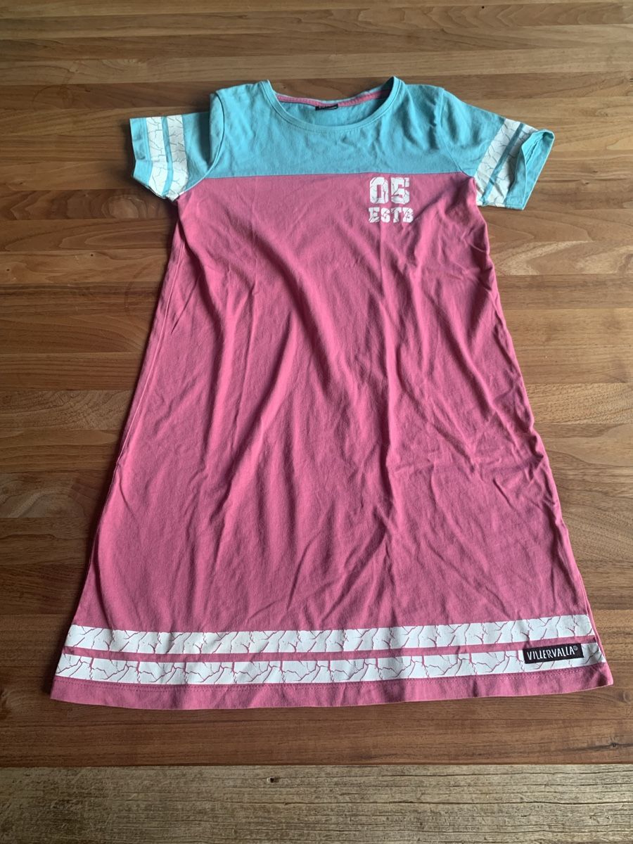 Camicette, T-shirt & Top: Tunika von VillerValla Gr. 140 – Usato da Stallikon venduto da Lumi_11