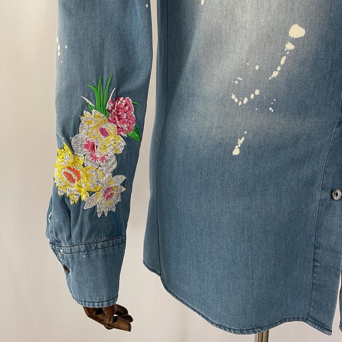 Dolce & Gabbana : DOLCE & GABBANA Vintage Shirt – Nuovo (secondo la descrizione) da Emmen venduto da Avviivva_Com2023 5
