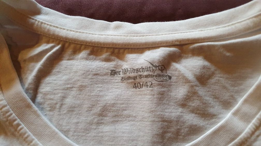T-Shirts: Dirndl - T-Shirt – Gebraucht aus Rüderswil von Myvolvo 3