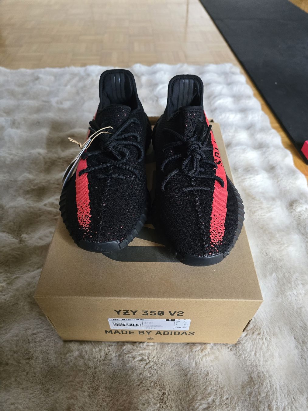 Adidas Scarpe da uomo: Yeezy Boost V2 – Nuovo e nell'imballaggio originale da Pfaffnau venduto da Marcoo96 1