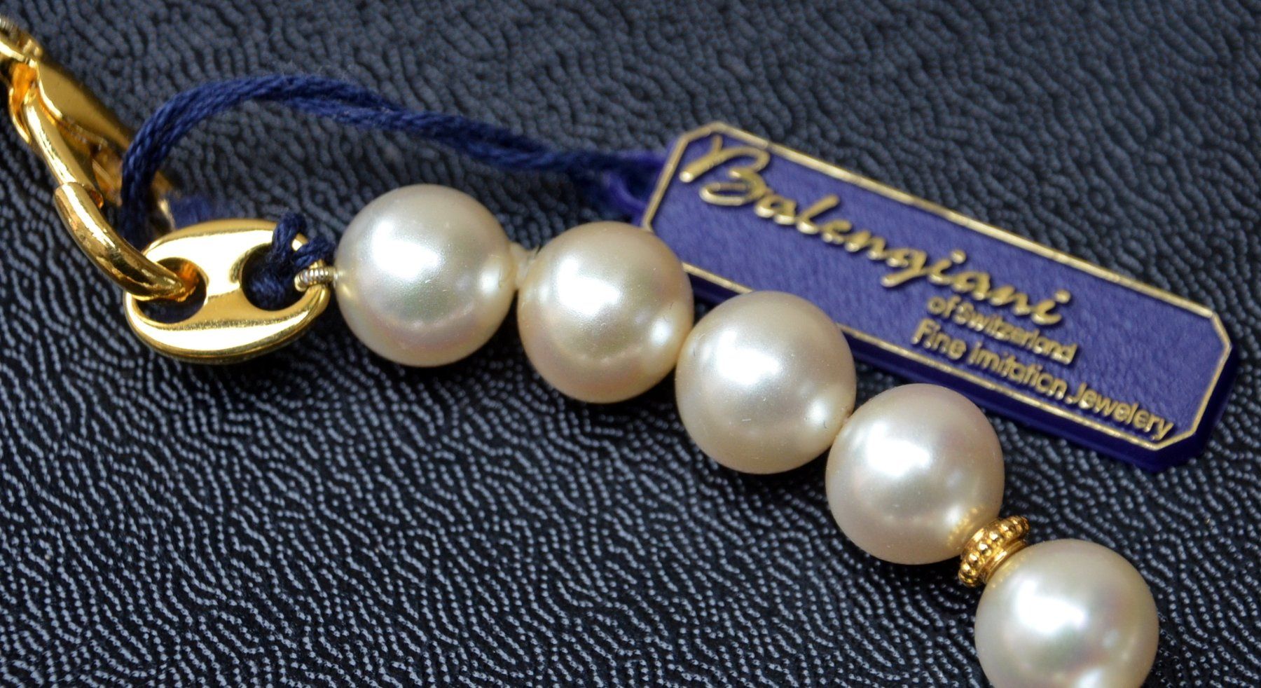 Catenine: Drei Perlenketten / Trois  colliers de perles  70's – Usato da Collonges venduto da Auganien 8