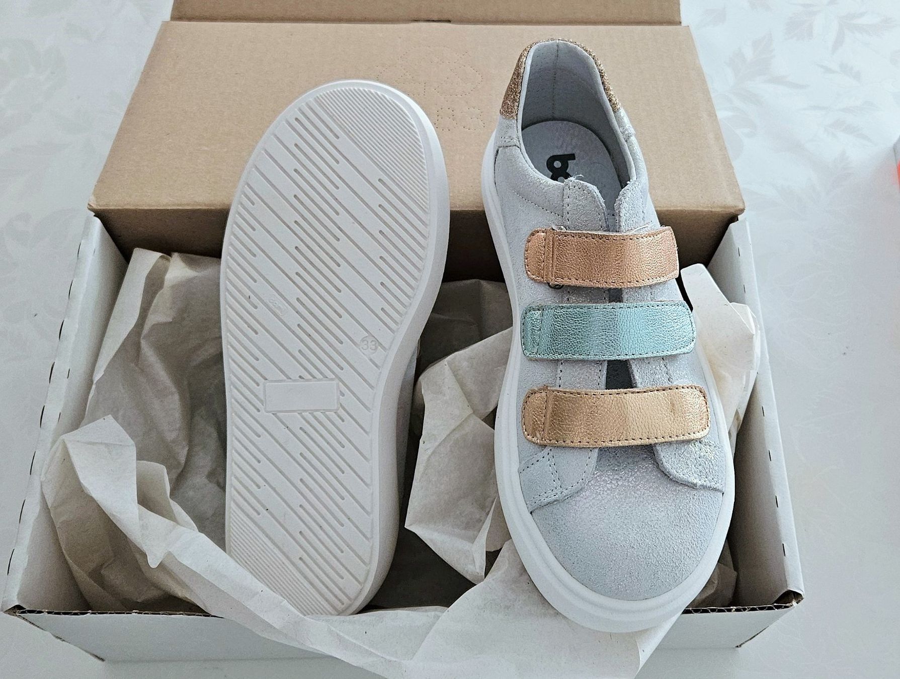 Scarpe per ragazzi: Sneakers  enfants CUIR Neuf – Nuovo e nell'imballaggio originale da Bex venduto da Villy_Wolf 1