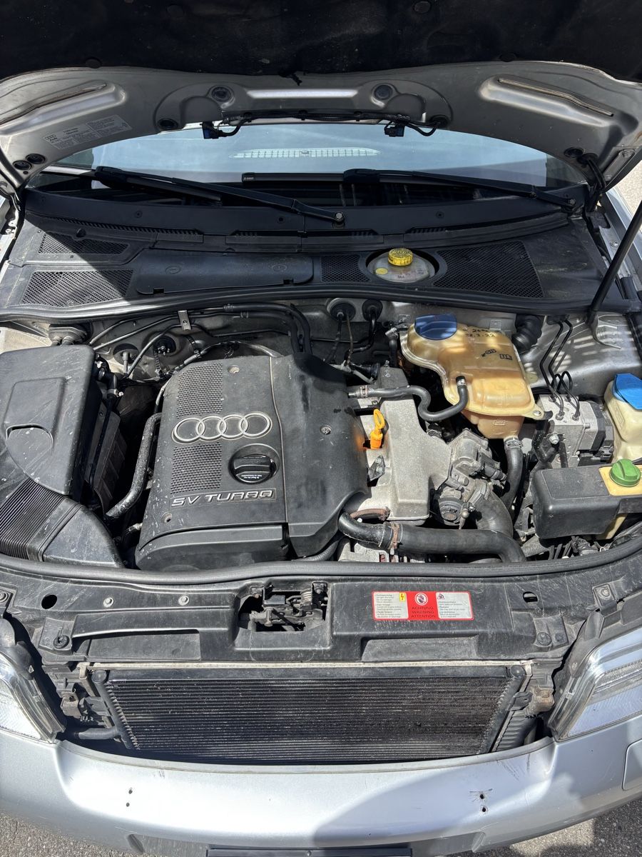 Audi Automobili: Audi A4 B5 Quattro Kombi Silber – Usato da Siebnen venduto da B5-Vabis 7