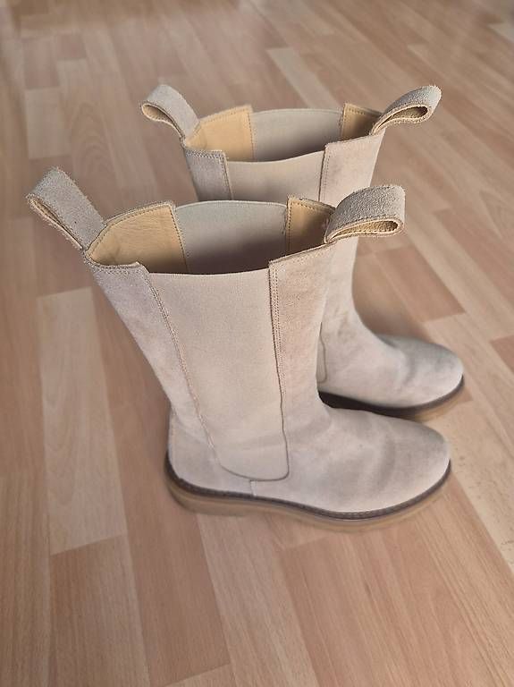 Scarpe da donna: Boots aus einer Boutique in Norwegen  – Usato da Zürich venduto da win_pr5k 1