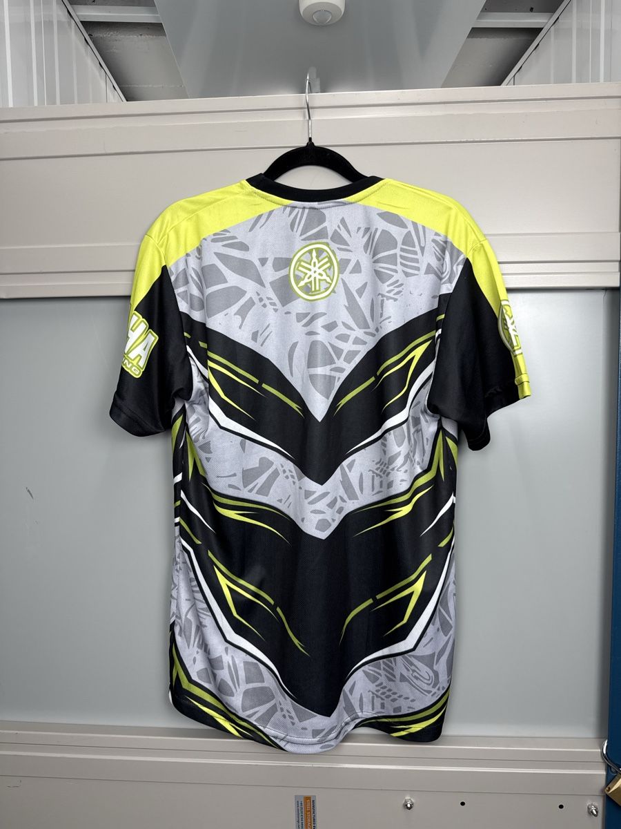 Canottiere & Pantaloni: Yamaha sport tee – Usato da Lausanne venduto da Unehistoiredesapes 2