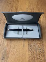 Stylo Parker noir avec coffret  Très bon état