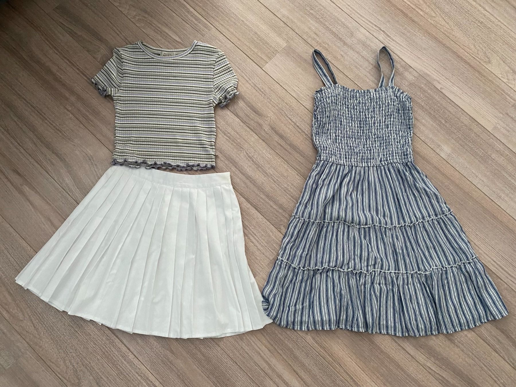 Lotti di vestiti: 3 Stk. Damen-Set Gr. XS – Usato da Bonstetten venduto da VCLS