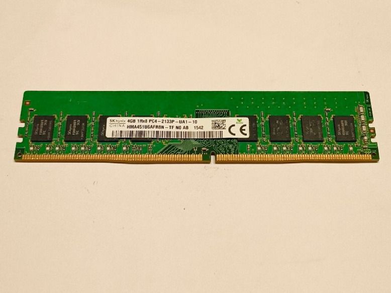 Mémoire RAM Hynix HMA451U6AFR8N-TF 4 Go 2133 MHz - PC4-17000 (DDR4-2133) DDR4 DIMM