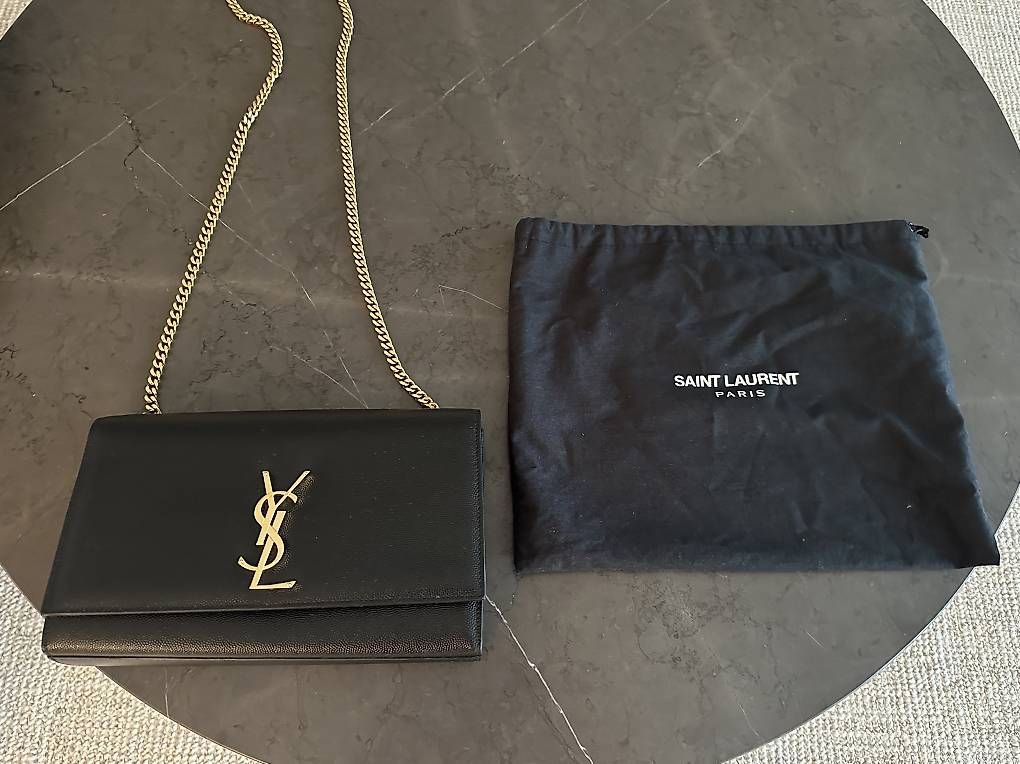 Saint Laurent Sacs femmes: YSL Tasche – D'occasion à Nänikon par juleswinnfield 1