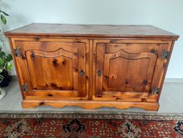 Kommode, Sideboard, schönes Unikat aus massivem Tannenholz