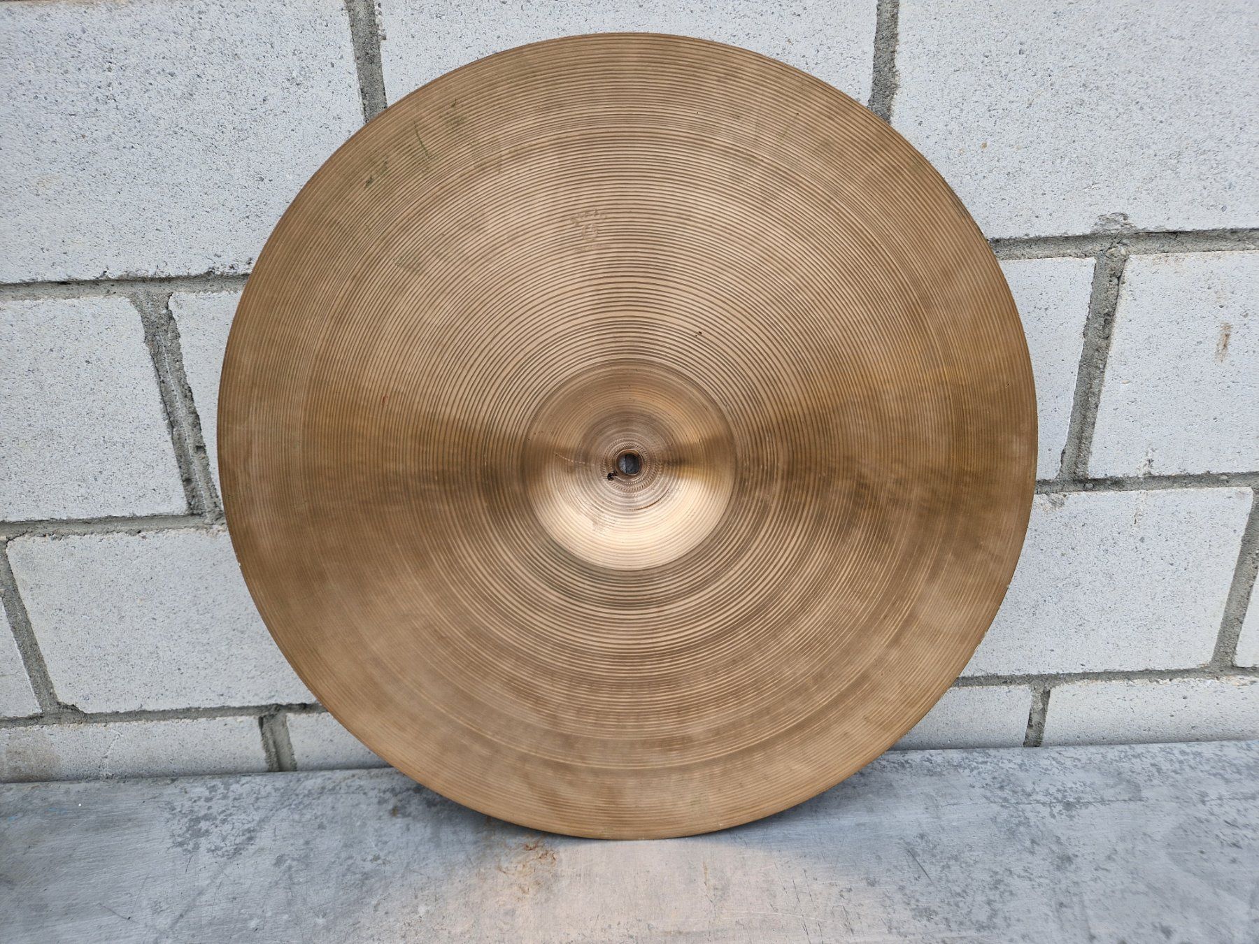 Paiste Musikinstrumente: Paiste Dixie Medium Thin  18 Zoll  Rare Vintage – Gebraucht aus Wädenswil von tome70 2