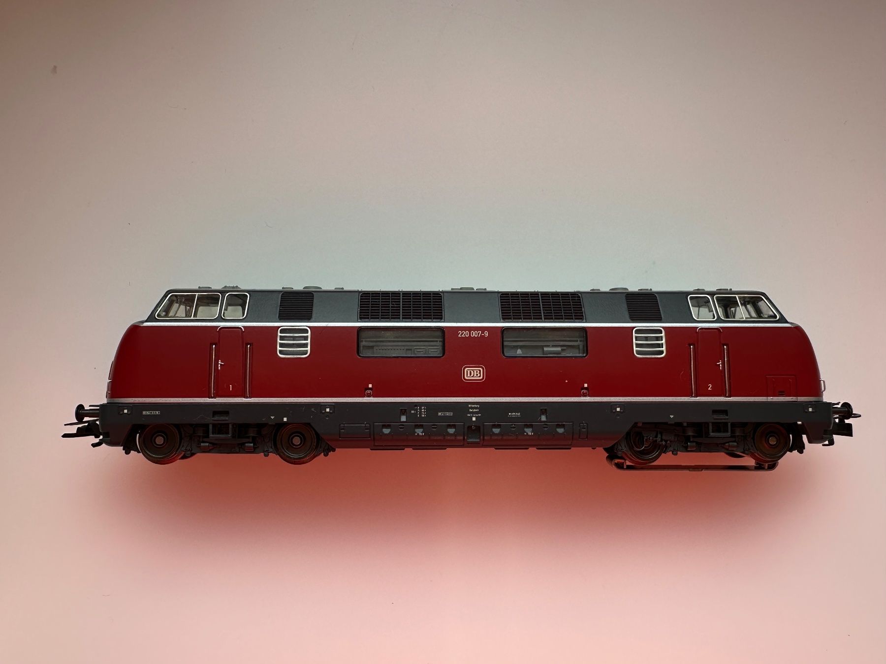Märklin Modellini di ferrovie: Märklin 3380 BR220 in H0 – Nuovo (secondo la descrizione) da Schaffhausen venduto da Danilo-86 6