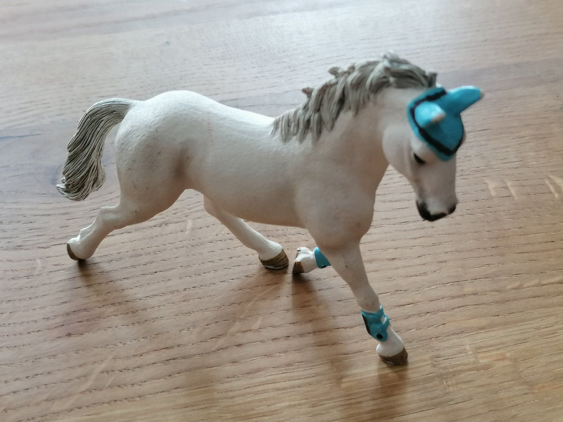 Schleich Statuette: Schleich Turnier Pferd 2013, Tierfigur – Usato da Basel venduto da vintagecollector 2