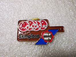 Ansteckpin 8: Gehrig Salami Sempione