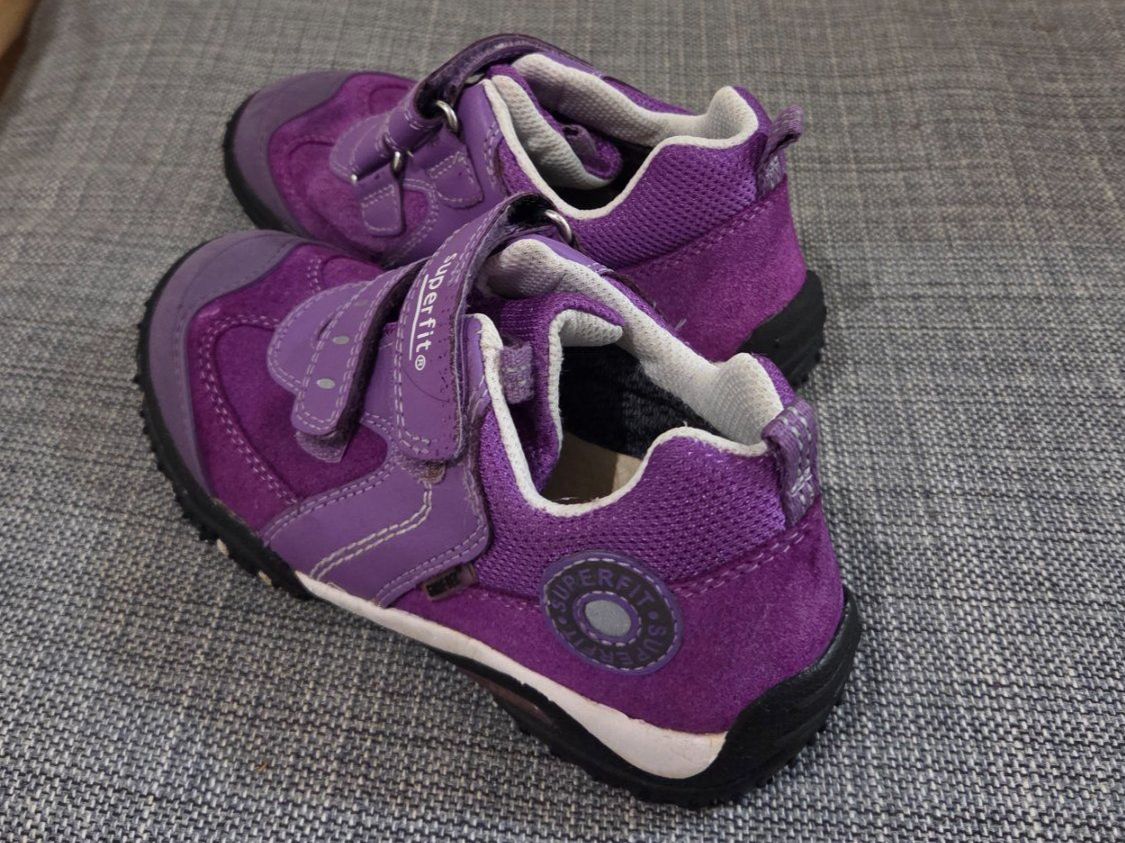 Superfit Scarpe per ragazze: 2 Paar Kinder Turnschuhe Grösse 30 – Usato da Thun venduto da el_gnom 2