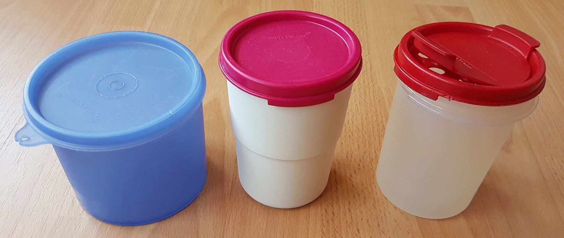 Tupperware Recipients et similaires: 3 TUPPERWARE BEHÄLTER / BECHER – D'occasion à Sax par spazieren