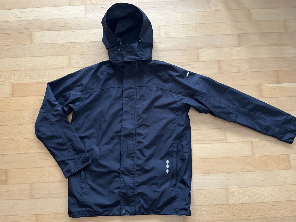 Rukka Giacche: Rukka Regenjacke Gr. M schwarz – Usato da Bassersdorf venduto da Steyning88