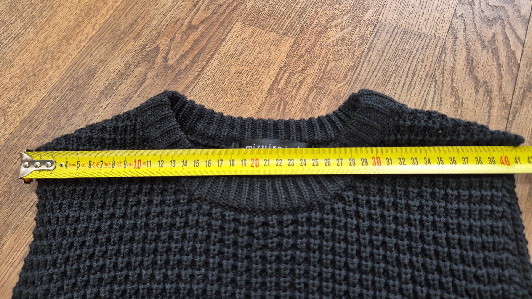 Gilet & Giacche senza maniche: Black knitted vest – Usato da Zürich venduto da monadiederich 5
