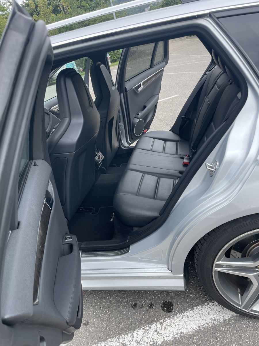 Mercedes-Benz Automobili: Mercedes C63 AMG T Modell – Usato da Balsthal venduto da fam_27g8 4