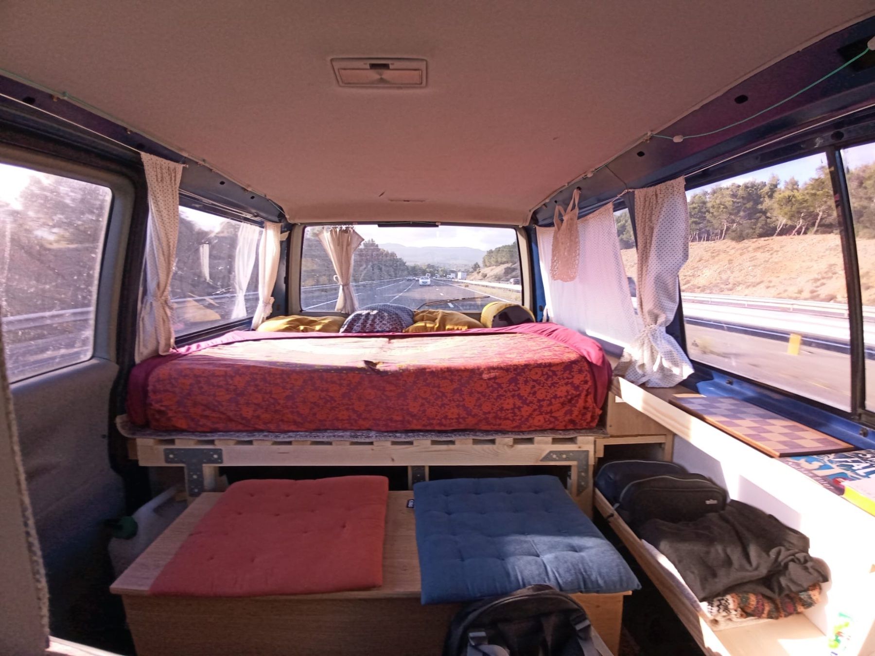 VW Veicoli da campeggio: VW T4 Camper – Usato da Aarau venduto da jon_ht9b 1