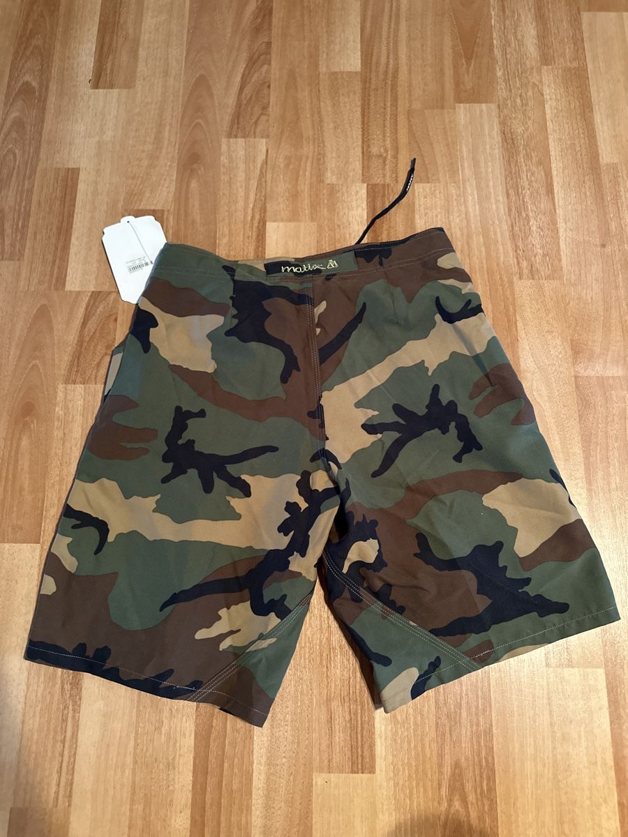 Costumi da bagno: Matix Camouflage Cargo Badehose, Gr. 30 einf. Bundweite 39cm – Nuovo (secondo la descrizione) da St. Gallen venduto da mai_zpt7 1
