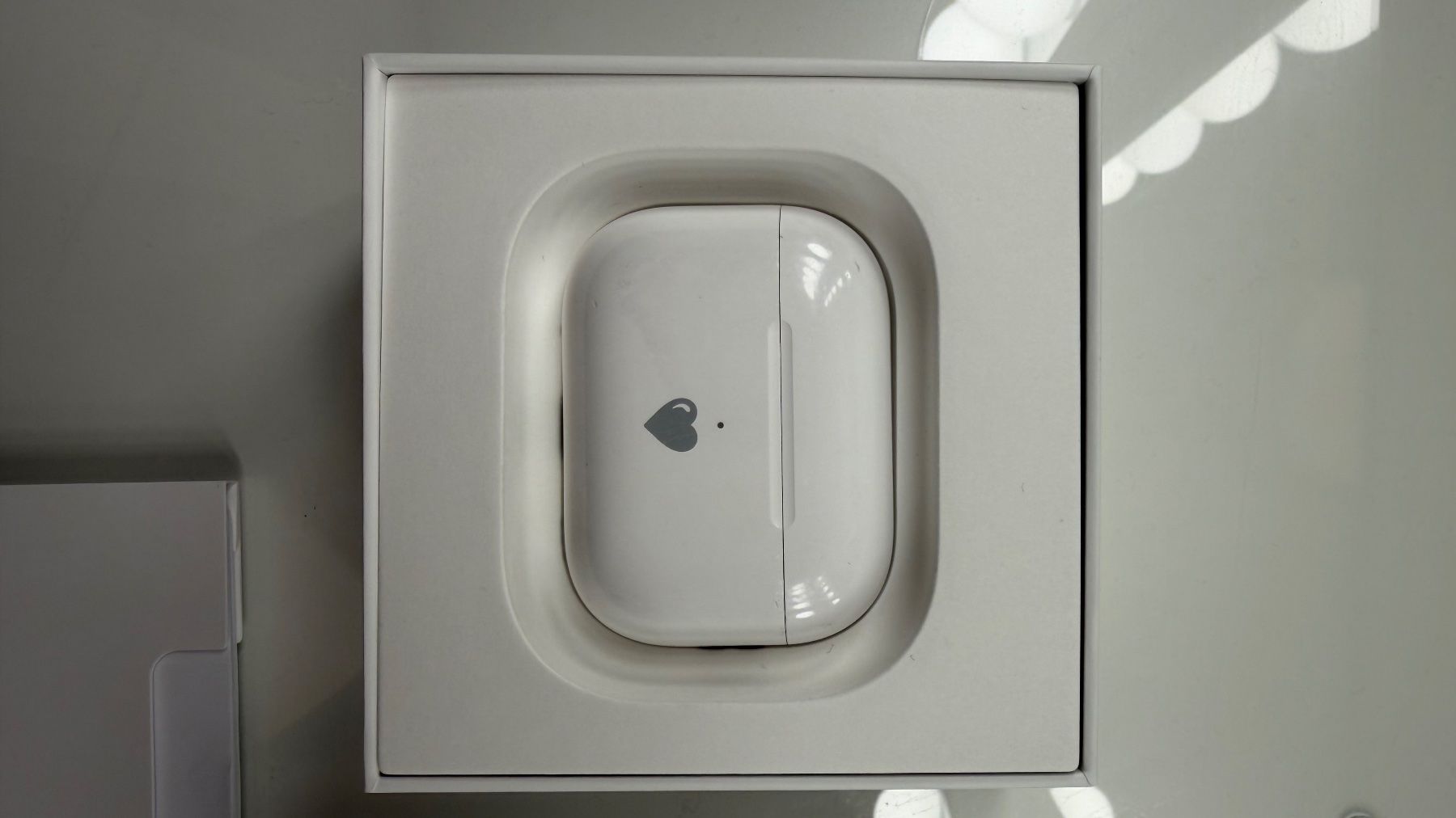 Apple Cuffie: Apple Airpods Pro 2 Generation – Usato da Ebikon venduto da jul_l2sc