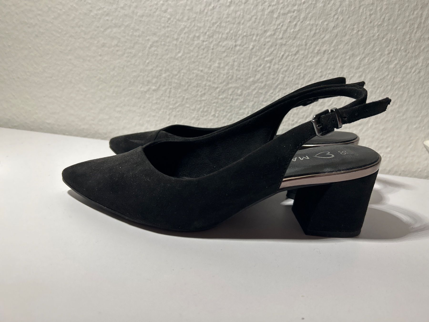 Scarpe da donna: Marco Tozzi Pumps mit Absatz – Usato da Wettingen venduto da sar_k7hg 1