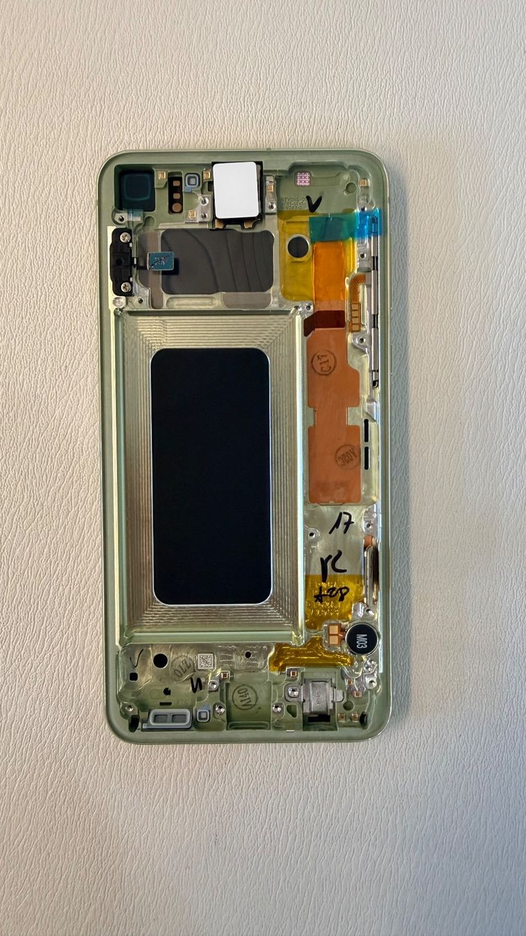Samsung Monitor: Original Samsung Galaxy S10e Display Gelb – Nuovo e nell'imballaggio originale da Birmensdorf ZH venduto da aleforyou1982
