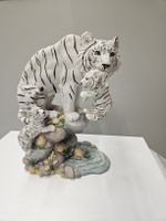 Weisser Tiger mit Jungen 20x31cm