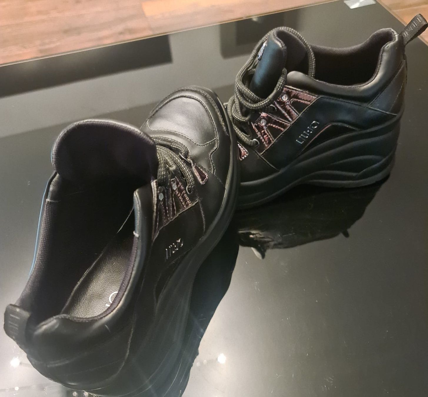 Liu Jo Chaussures femmes: Liu Jo Sneaker (Damen, Gr. 40, Leder, Neu & originalverpackt – Neuf (Voir description) à Zweidlen par Sigma26 3