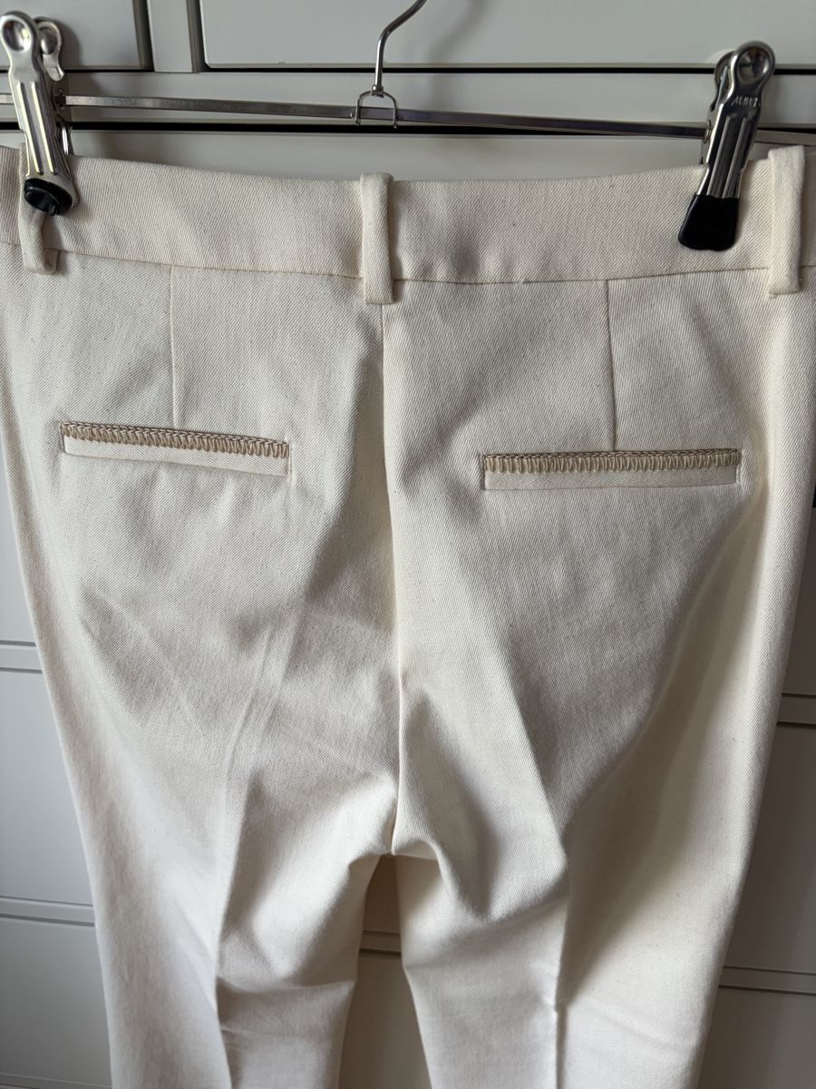 Massimo Dutti Pantaloni: Beige Massimo Dutti trousers, size 34 – Usato da Zug venduto da digalvao 2