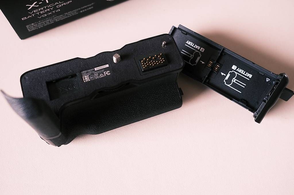 Fujifilm Batterie: Grip batterie pour Fujifilm X-T4 – Usato da Lucens venduto da Didicoen 2