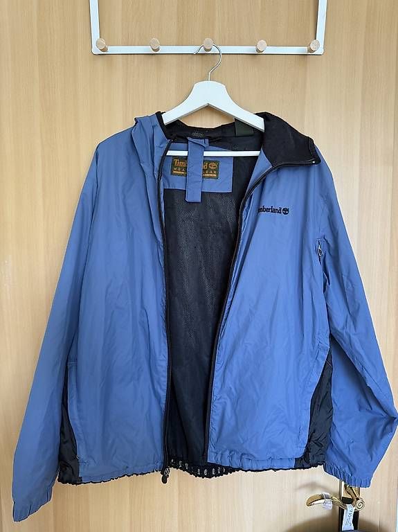 Jacken: Timberland Regen-Windjacke S-M – Gebraucht aus Basel von momo.st