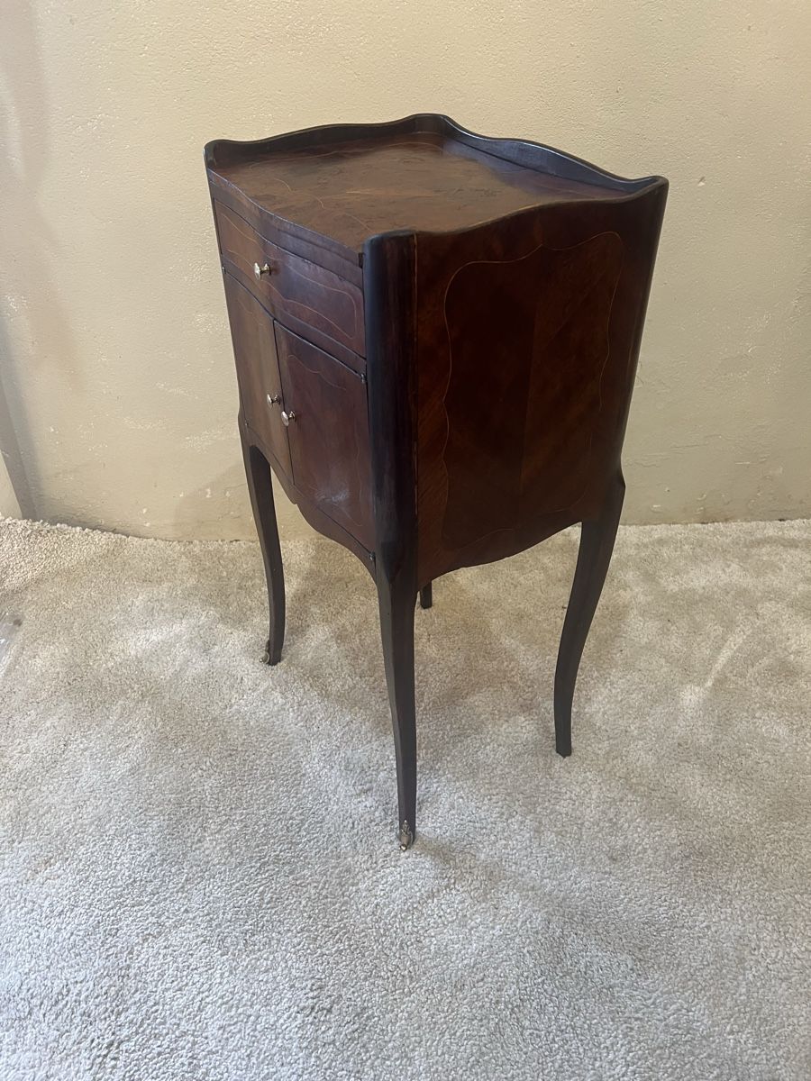 Commodes: Kommode im Louis XV -Stil 1900 – D'occasion à Wädenswil par Vollwertig 6