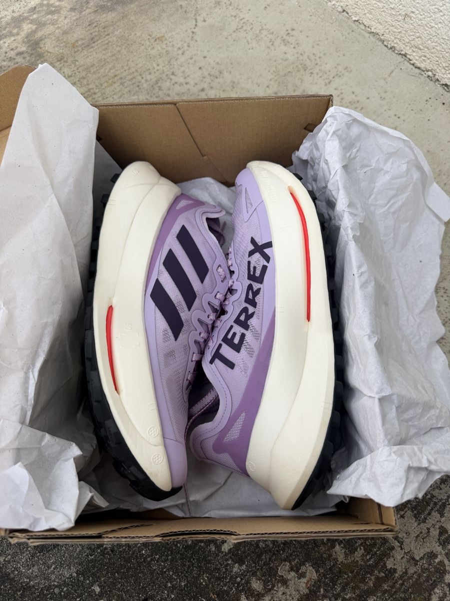 Adidas Damenschuhe: Adidas Terrex Agravic Speed Trail Running Shoe – Neu (gemäss Beschreibung) aus Zürich von agichristine 1
