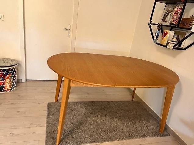 Tables: Dining Table – D'occasion à Le Grand-Saconnex par lol_zs8k