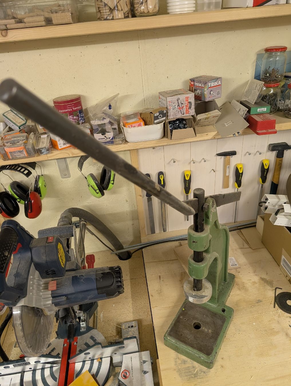 Tutti gli attrezzi: Handpresse, manuelle Stanzpresse – Usato da Obfelden venduto da jergo 4