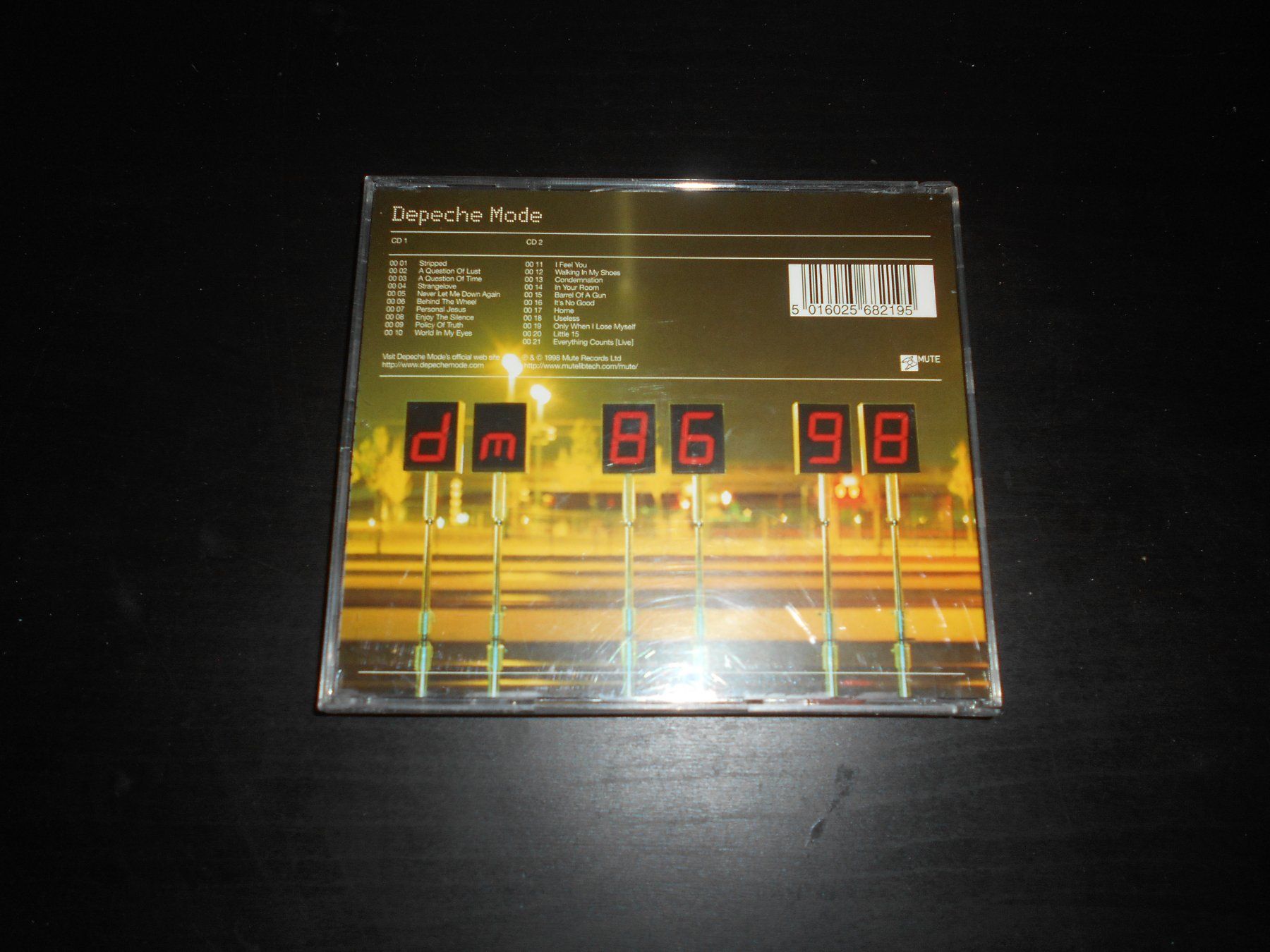 CD: Depeche Mode – The Singles 86-98 / 2 CDs – Usato da Aarberg venduto da witchhunter01 1