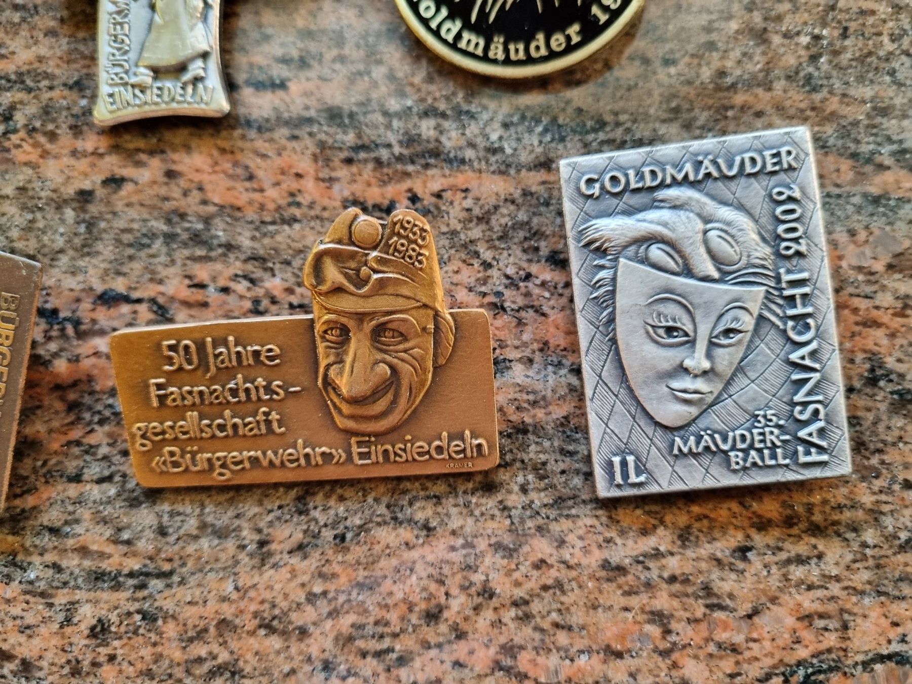 Placchette & Badge: Fasnachts-Plaketten Sammlung, Einsiedeln  Top! – Usato da Trachslau venduto da bastet06 5