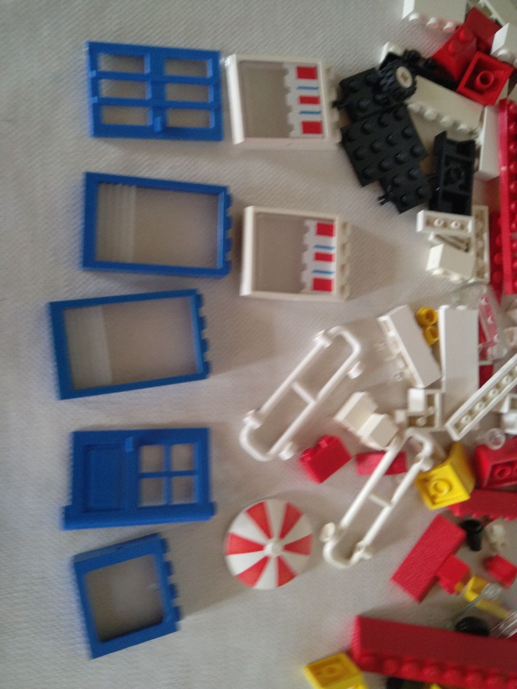 Lego Jeux de construction: Lego - Pièces du set 6374 – D'occasion à Les Brenets par LEGOFOREVER 2