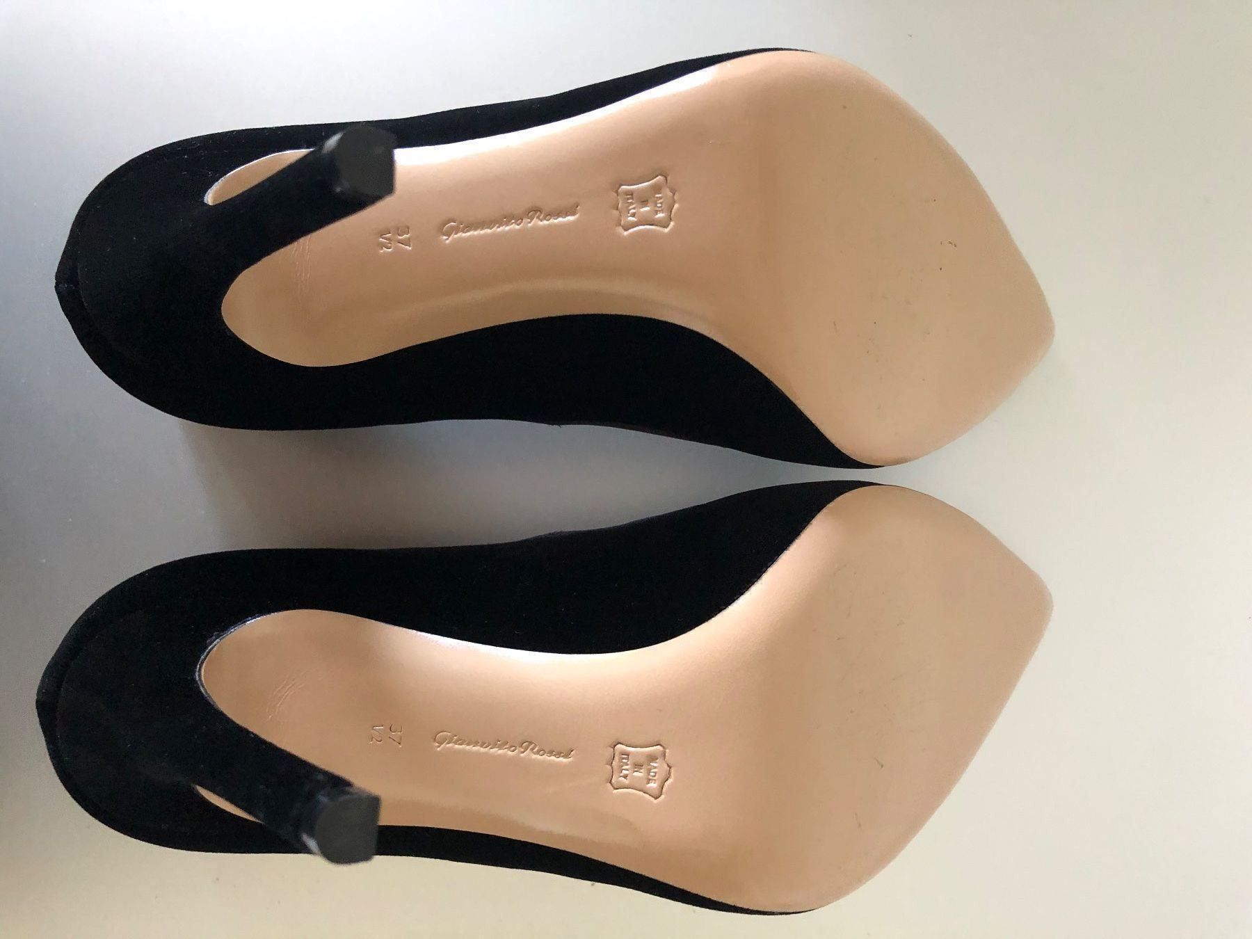 Gianvito Rossi Scarpe da donna: Gianvito Rossi Tuxedo 100 Black Gr. 37.5 – Nuovo (secondo la descrizione) da Bonstetten venduto da Audreystyle 4