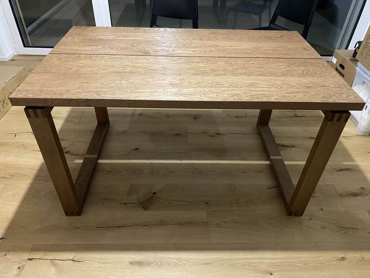 Tavoli: Table en chêne teinté brun 140x85 – Usato da Champagne venduto da Ychnaval