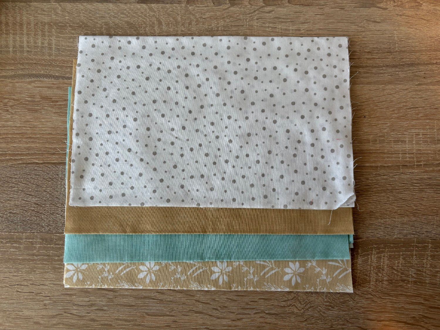 Tissus: Patchworkstoff 4er Pack – Neuf (Voir description) à Pfäffikon SZ par Desideria0